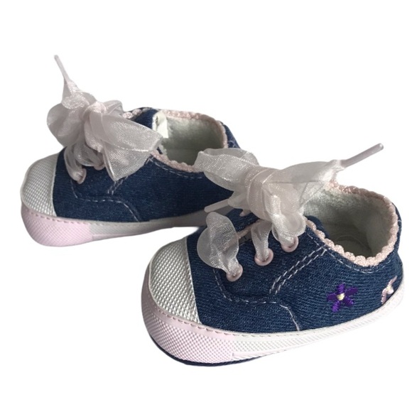 Carter's Chambray Sneaker Crib Shoes - Picture 9 of 14